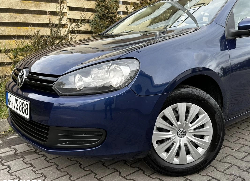 Volkswagen Golf cena 22900 przebieg: 148400, rok produkcji 2011 z Szczecin małe 781